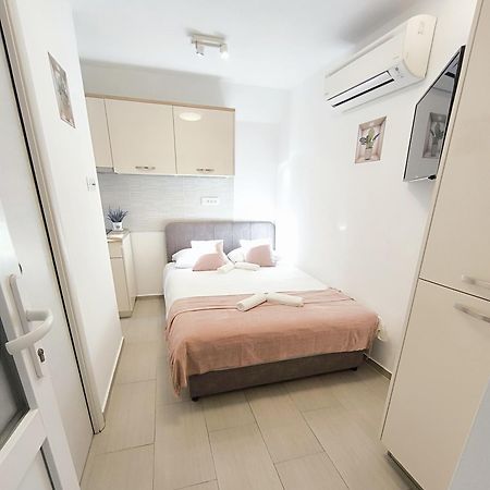 Central Apartment & Room Niko スプリト エクステリア 写真