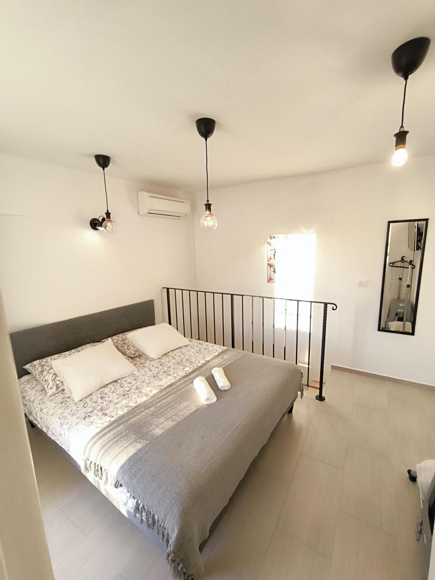 Central Apartment & Room Niko スプリト エクステリア 写真