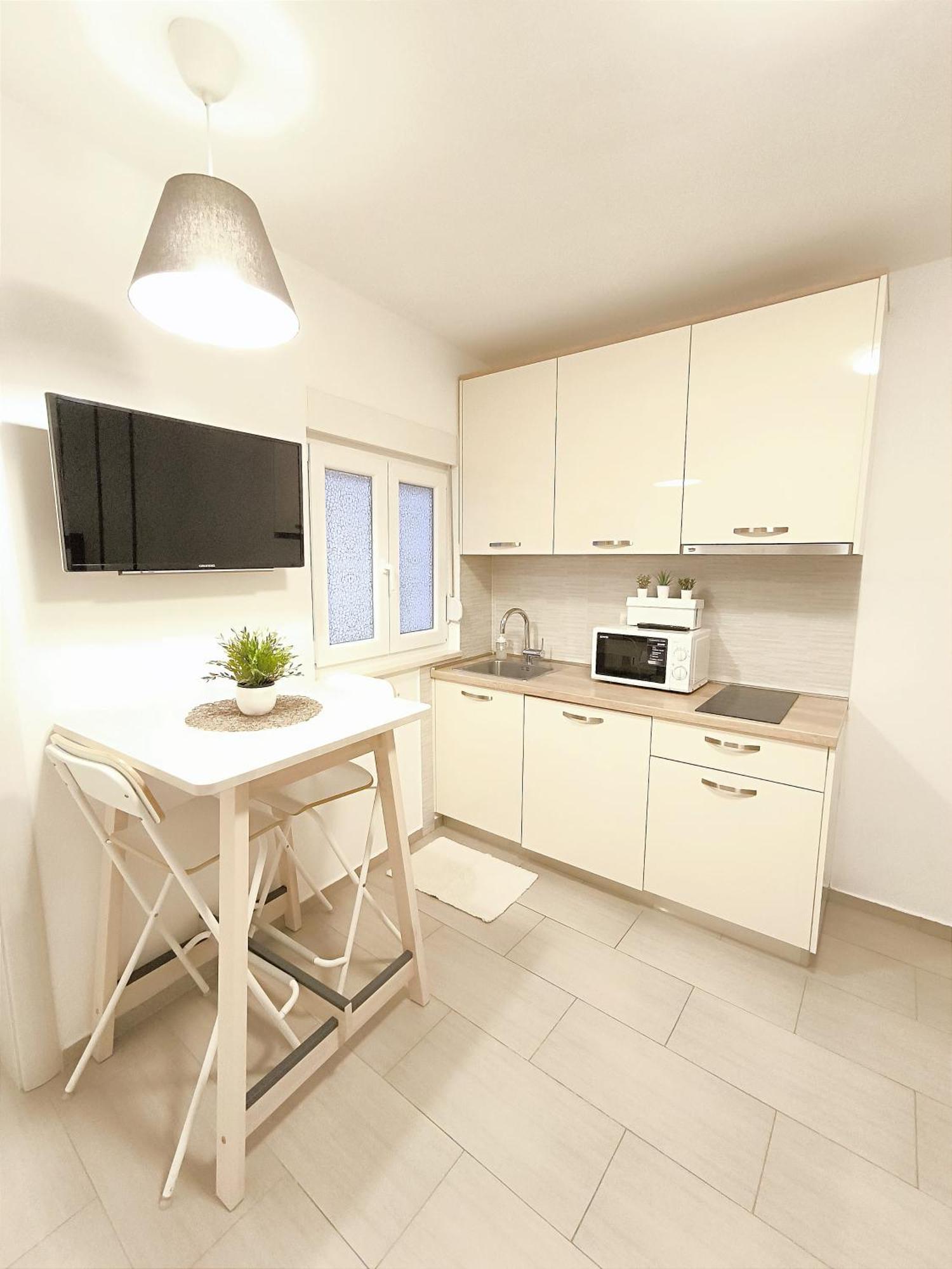 Central Apartment & Room Niko スプリト エクステリア 写真