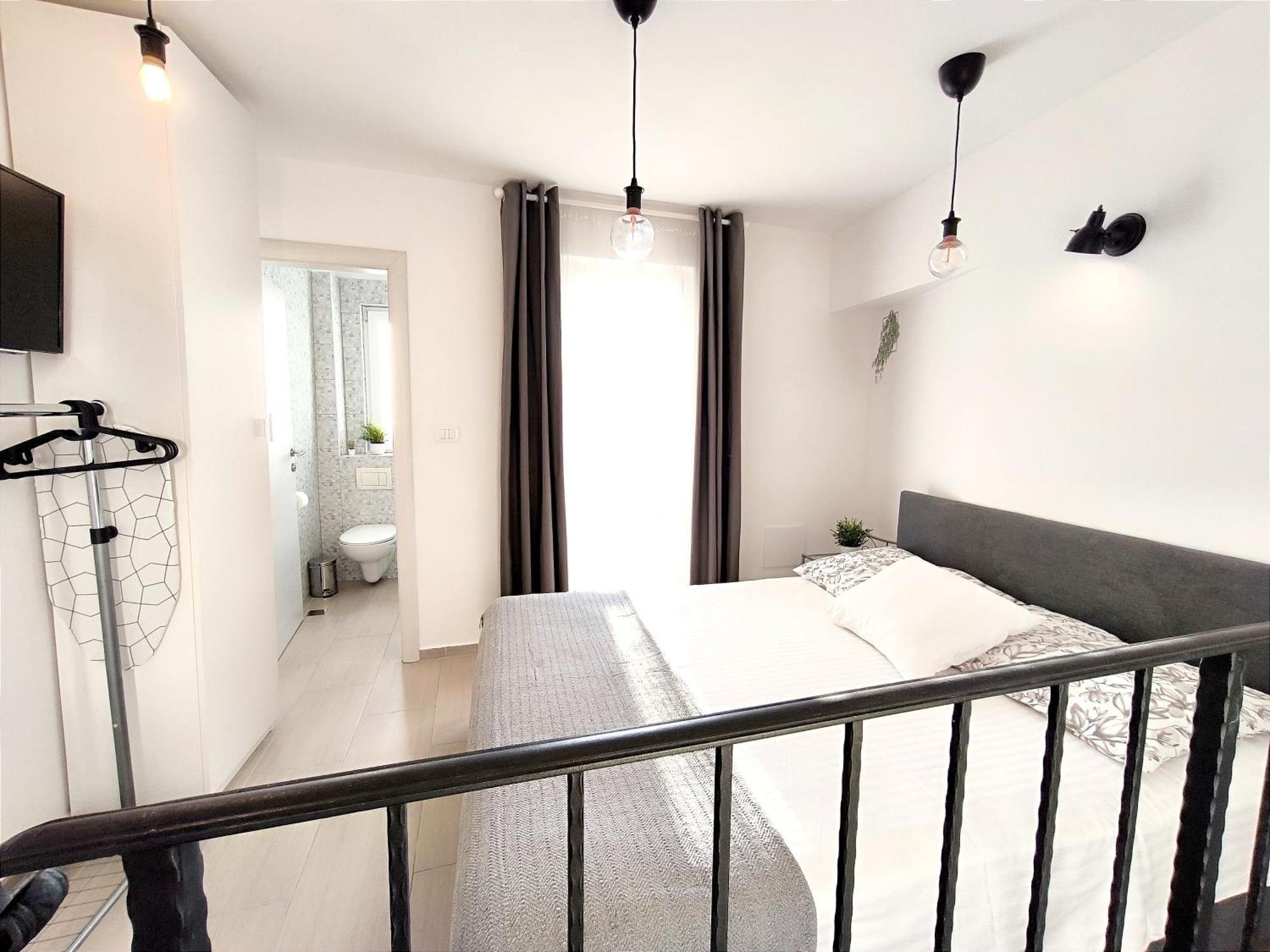 Central Apartment & Room Niko スプリト エクステリア 写真
